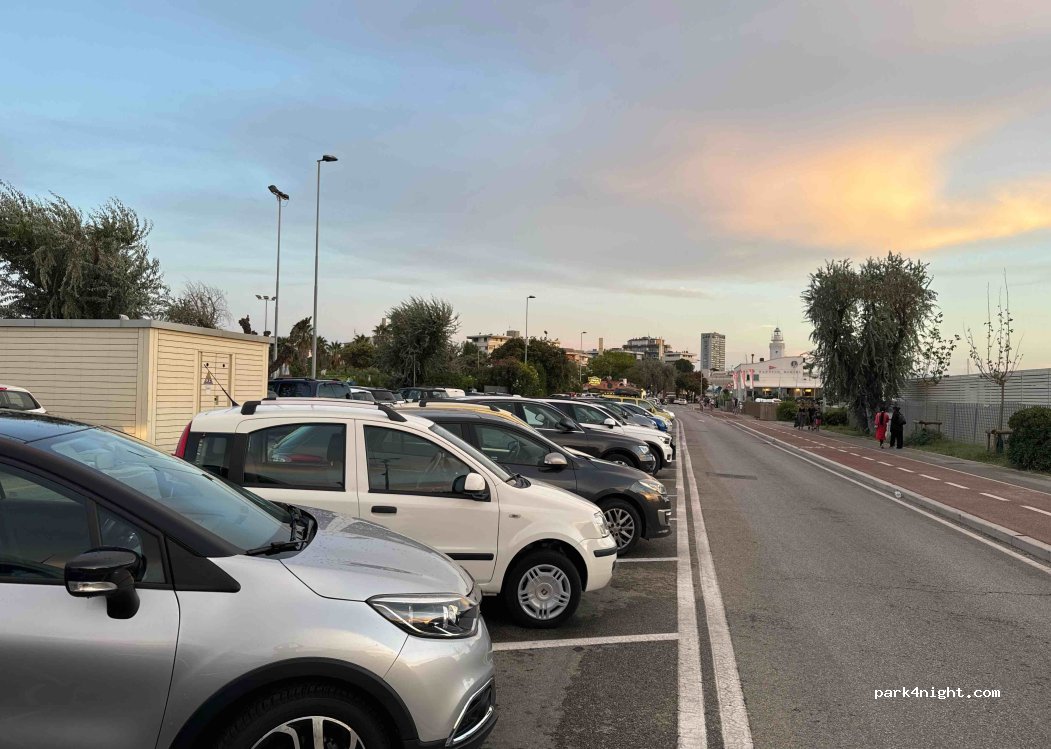 (47921) Rimini - 2 Largo Ruggero Boscovich — foto