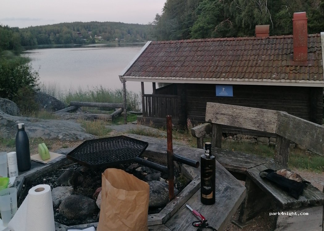 (473 94) Henån - Unnamed Road — foto 2
