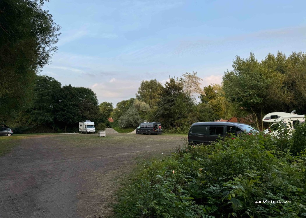 (59279) Loon-Plage - 655 Rue Gaston Dereudre — foto 3