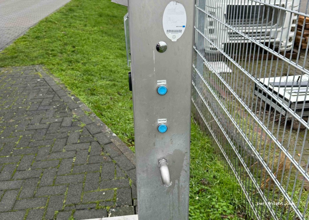 (56751) Polch - 43 August-Horch-Straße — foto
