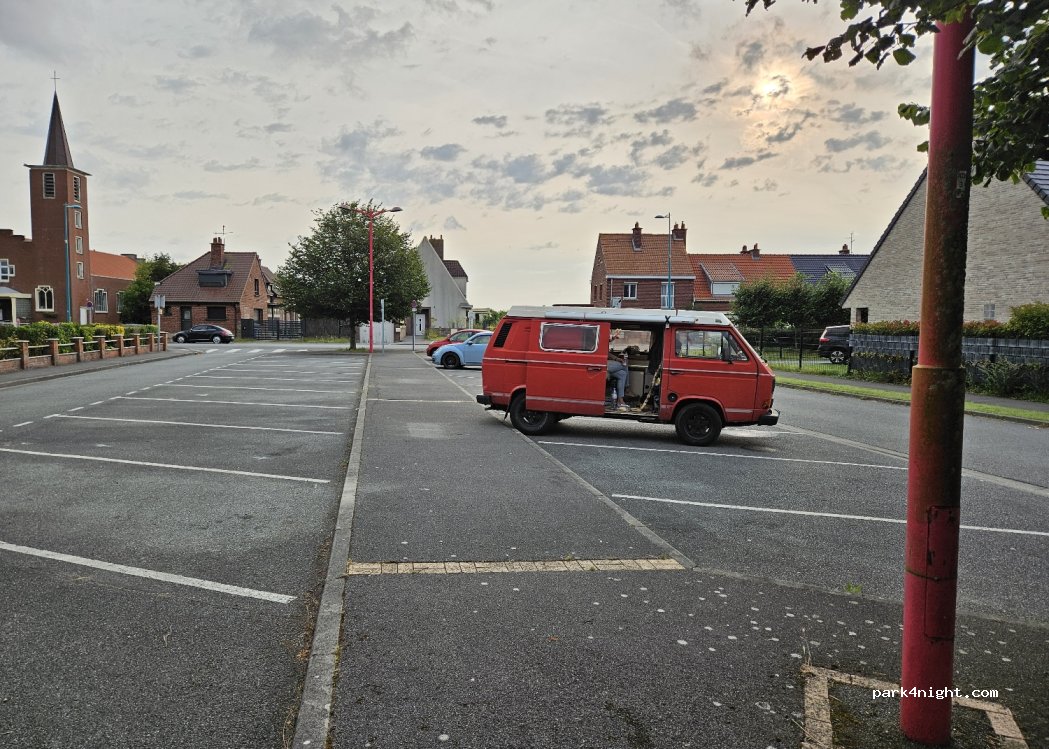 (59123) Zuydcoote - 1 Rue des Peupliers — foto