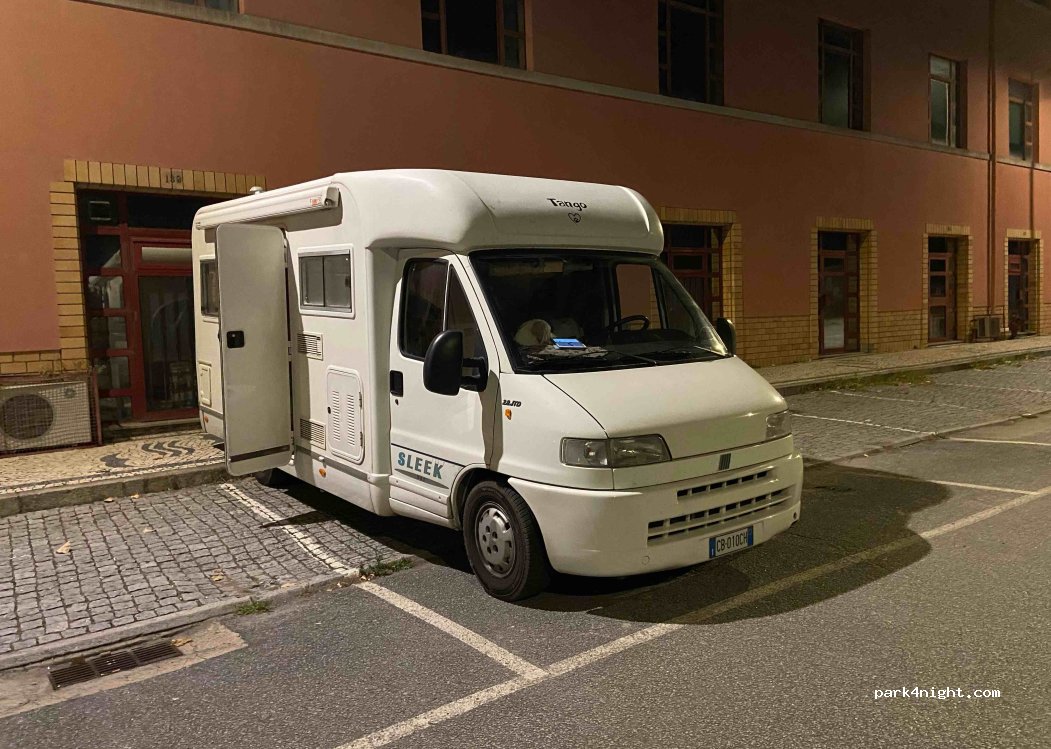 (4300) Porto - 139 Rua de Sabrosa — foto 3