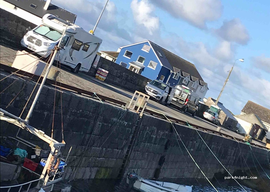 (H71 KR29) Ballyconneely - Unnamed Road — foto 3