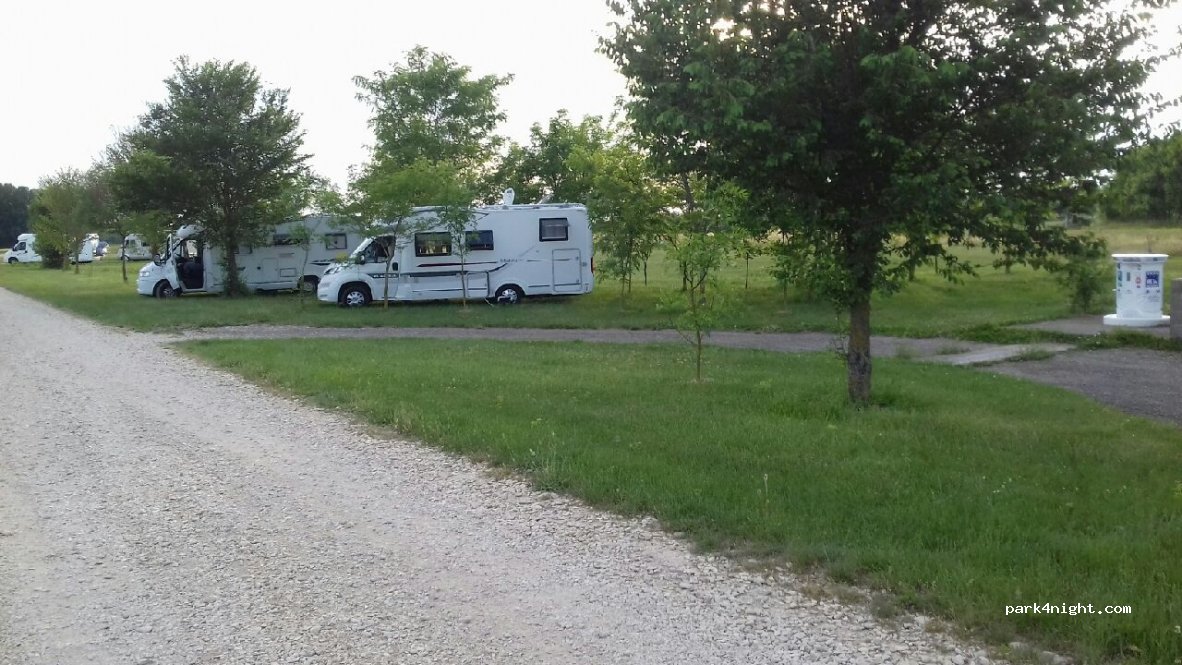 (52100) Sapignicourt - D660 — foto 2