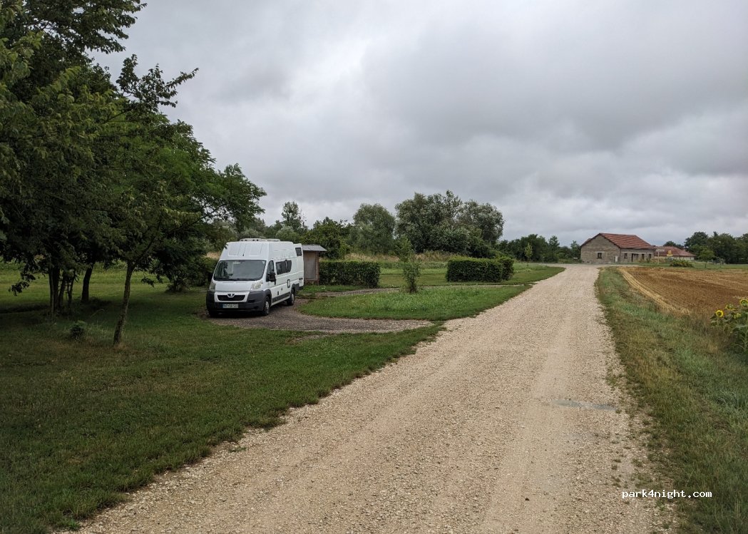 (52100) Sapignicourt - D660 — foto 3