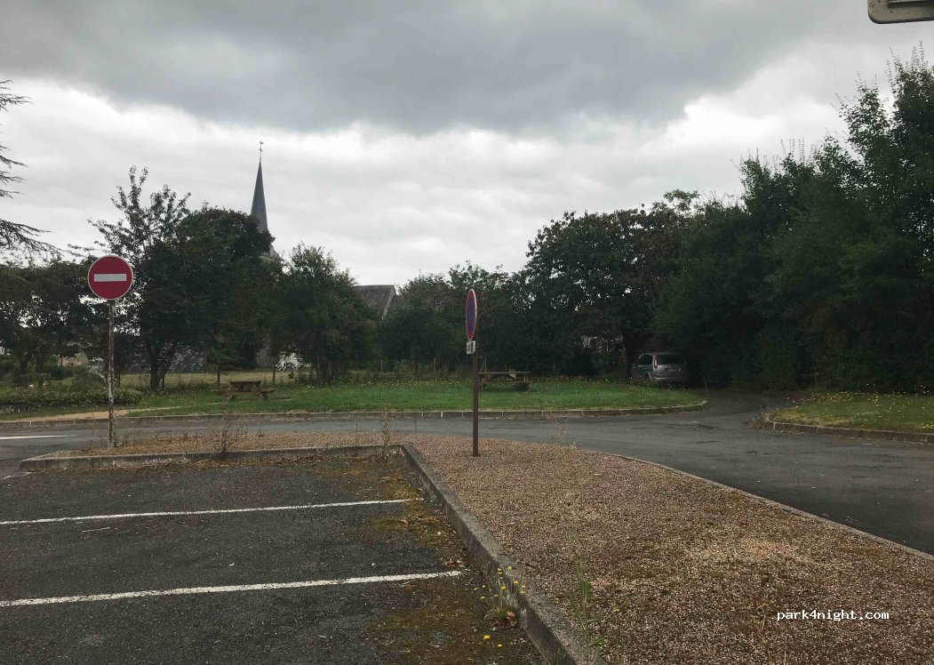 (61410) Saint-Ouen-le-Brisoult - 14 Le Bourg — foto