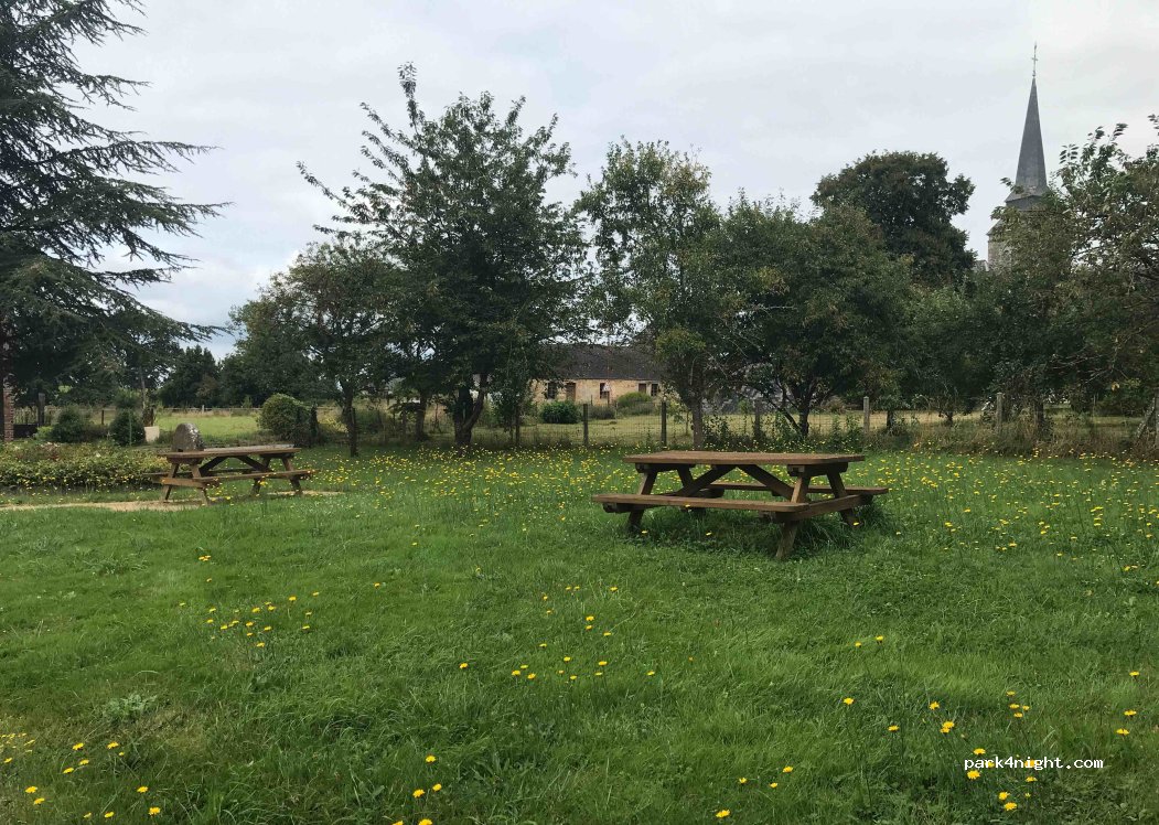 (61410) Saint-Ouen-le-Brisoult - 14 Le Bourg — foto 3