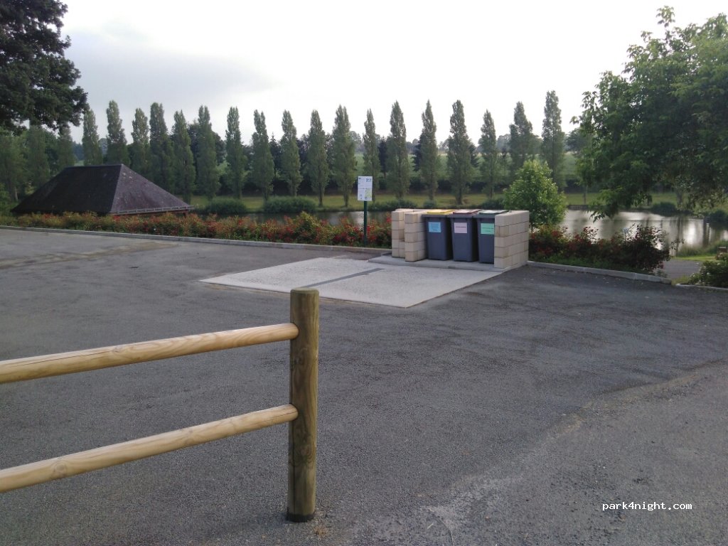 (50600) Lapenty - Le Bourg — foto 3