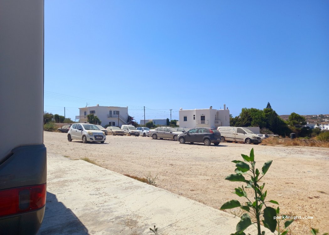 (844 00) Paros - Unnamed Road — foto