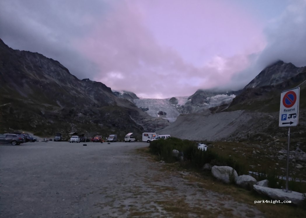 (3961) Grimentz - Unnamed Road — foto 2