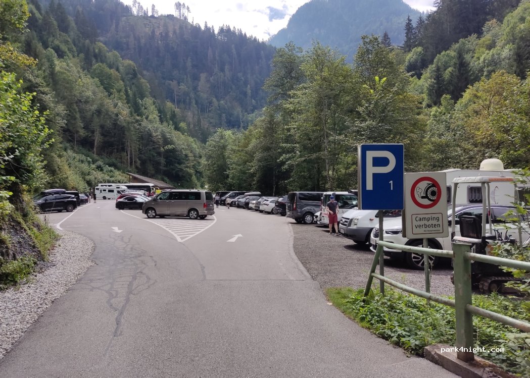 (5600) Sankt Johann im Pongau - 121 Liechtensteinklammstraße — foto