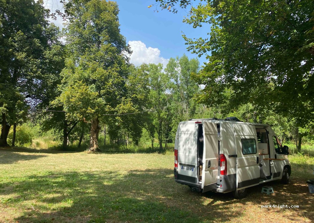 (53220) Zalužnica - — foto