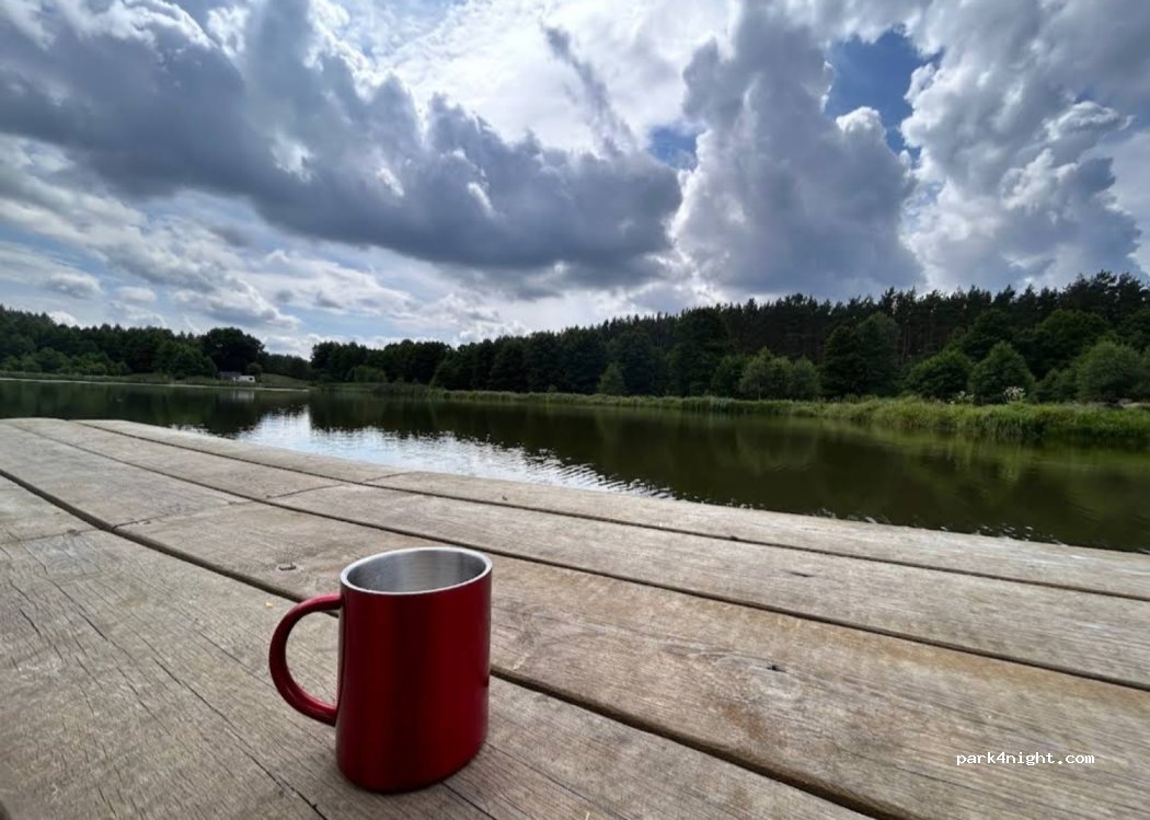 Pole Namiotowe Biwakowe Wypożyczalnia Kajaków — foto