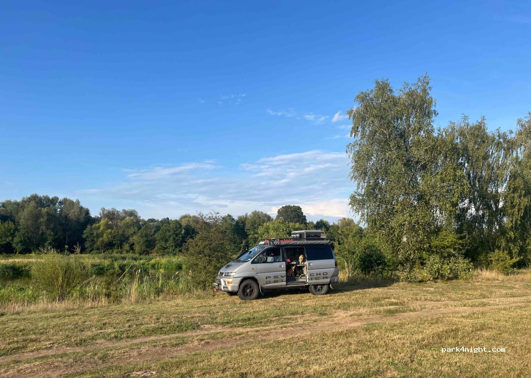 (26-420) Nowe Miasto nad Pilicą - — foto