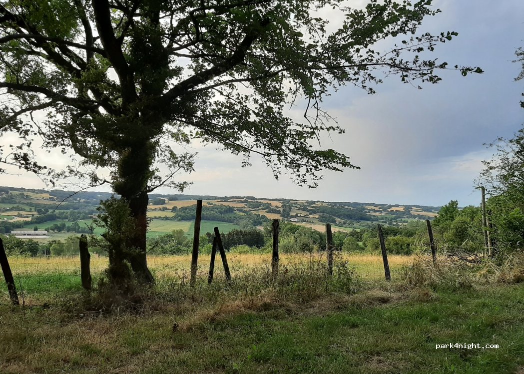 (38270) Revel-Tourdan -  Sentier des Chèvres — foto 2
