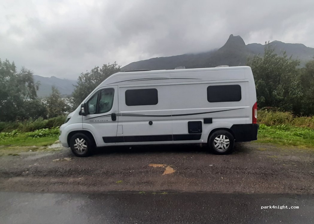 (8316) Island - 145 Lilandveien — foto