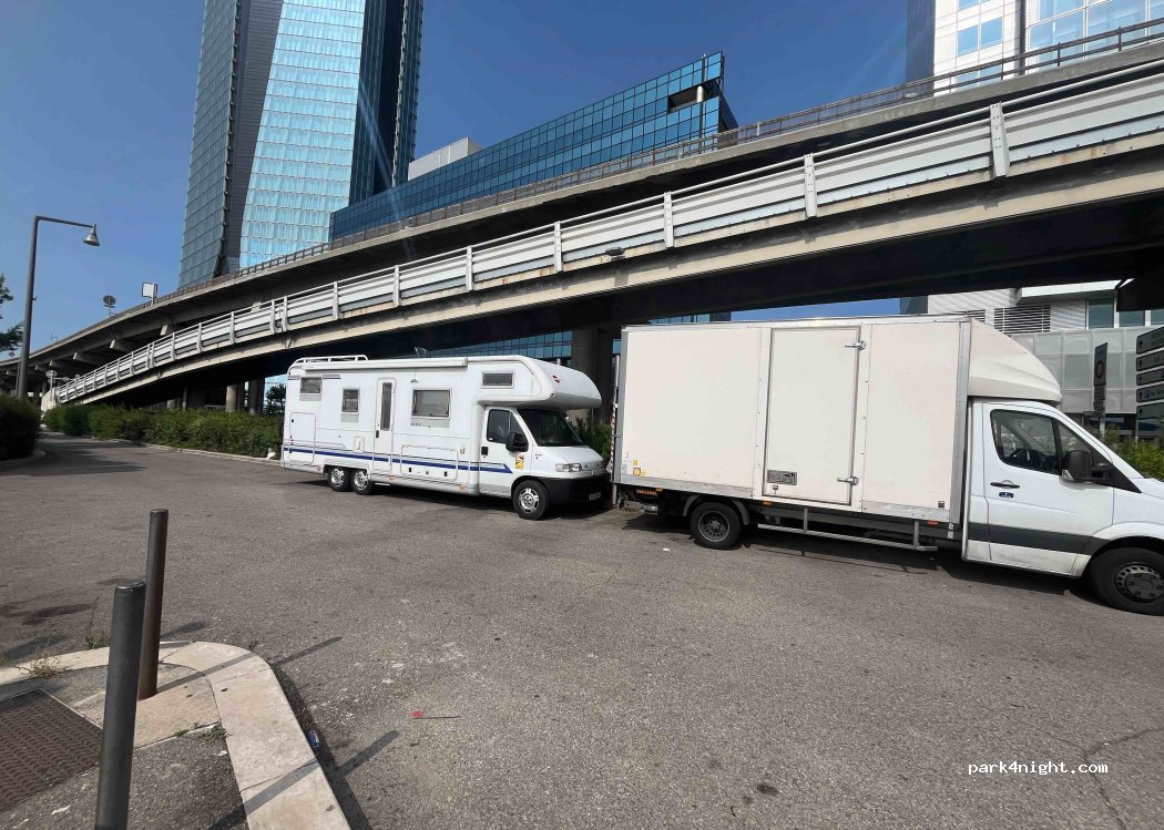 (13002) Marseille - 4 Boulevard Euromediterranée Quai d'Arenc — foto 2