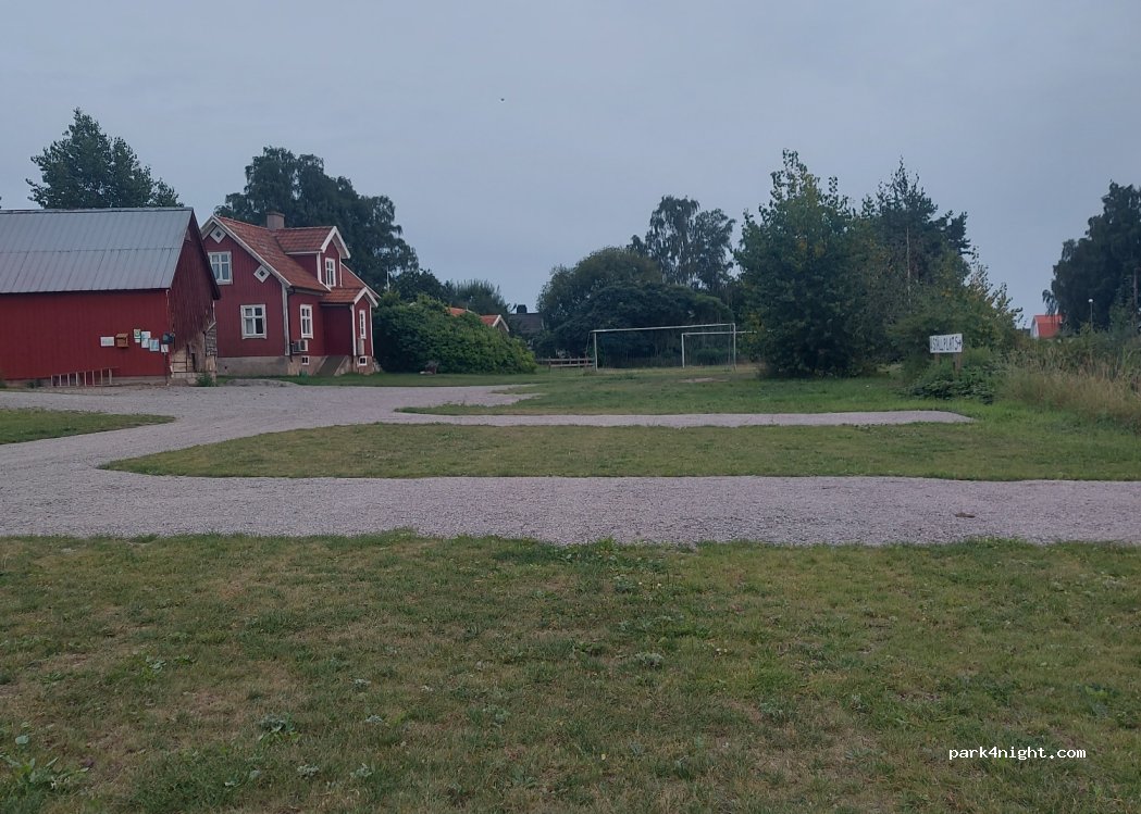 (386 51) Mörbylånga - 20 Hedvigsborgsvägen — foto