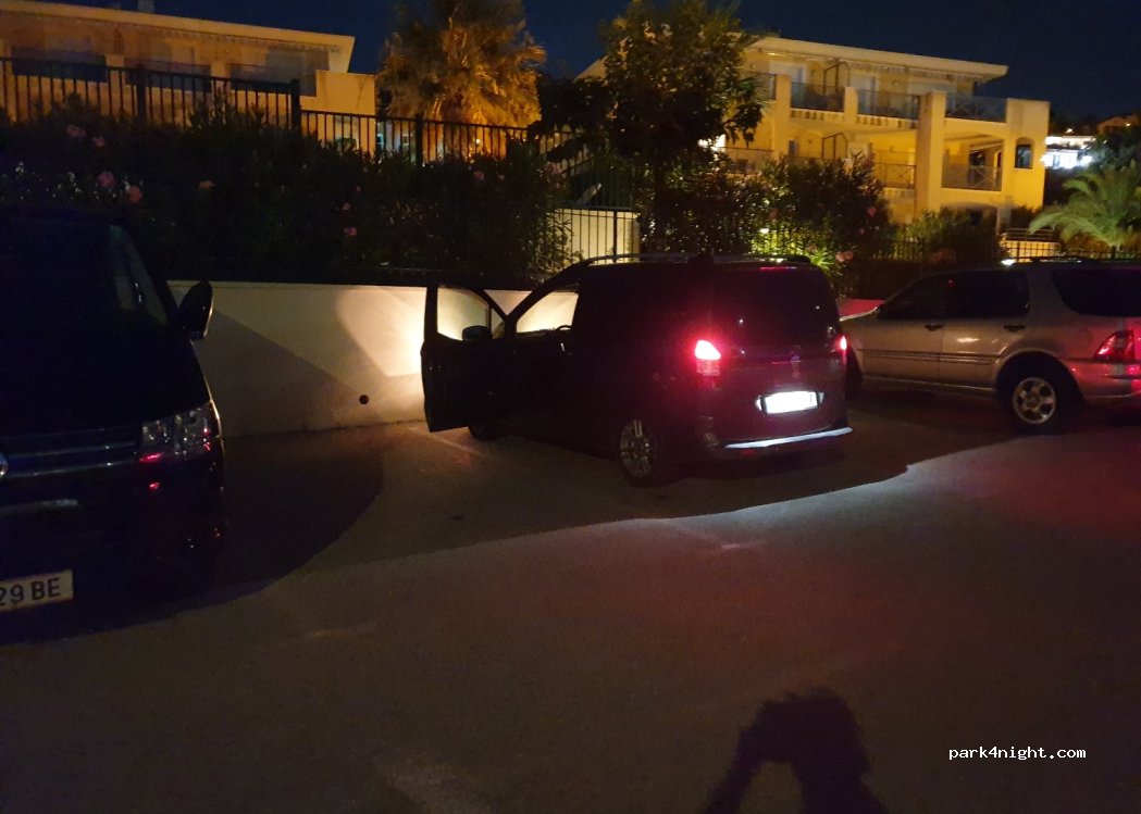 (83380) Roquebrune-sur-Argens - 255 Boulevard des Murenes — foto 3