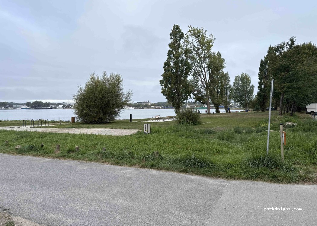 (56000) Vannes - Rue de Larmor Gwened — foto 4