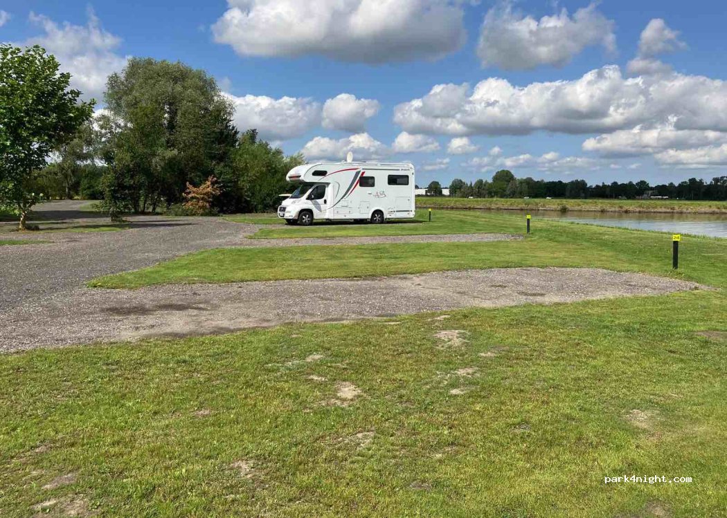 Camperpark Landgoed Winschoterzijl — foto 2