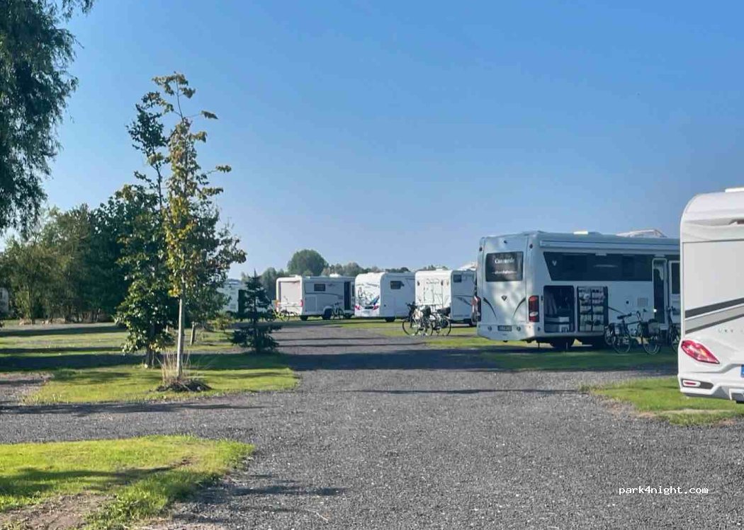 Camperpark Landgoed Winschoterzijl — foto 3
