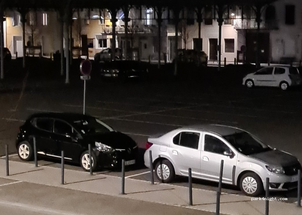 (65700) Maubourguet - 42 Place de la Libération — foto