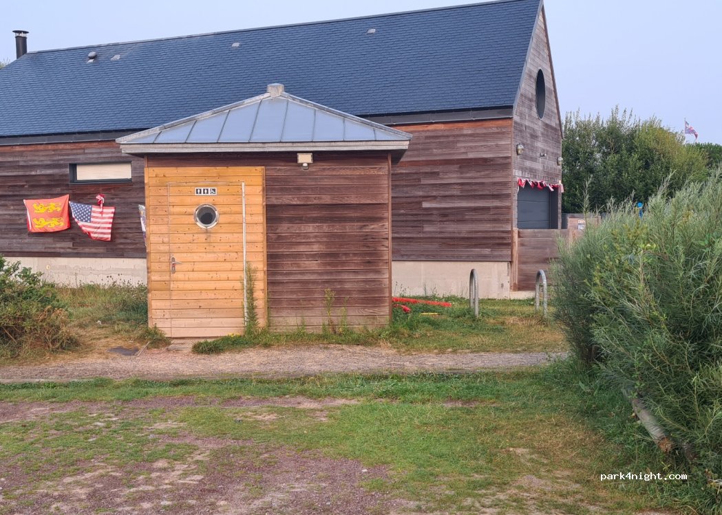 (14710) Saint-Laurent-sur-Mer - 102 Rue de la 2e Div d’Infanterie Us — foto 3