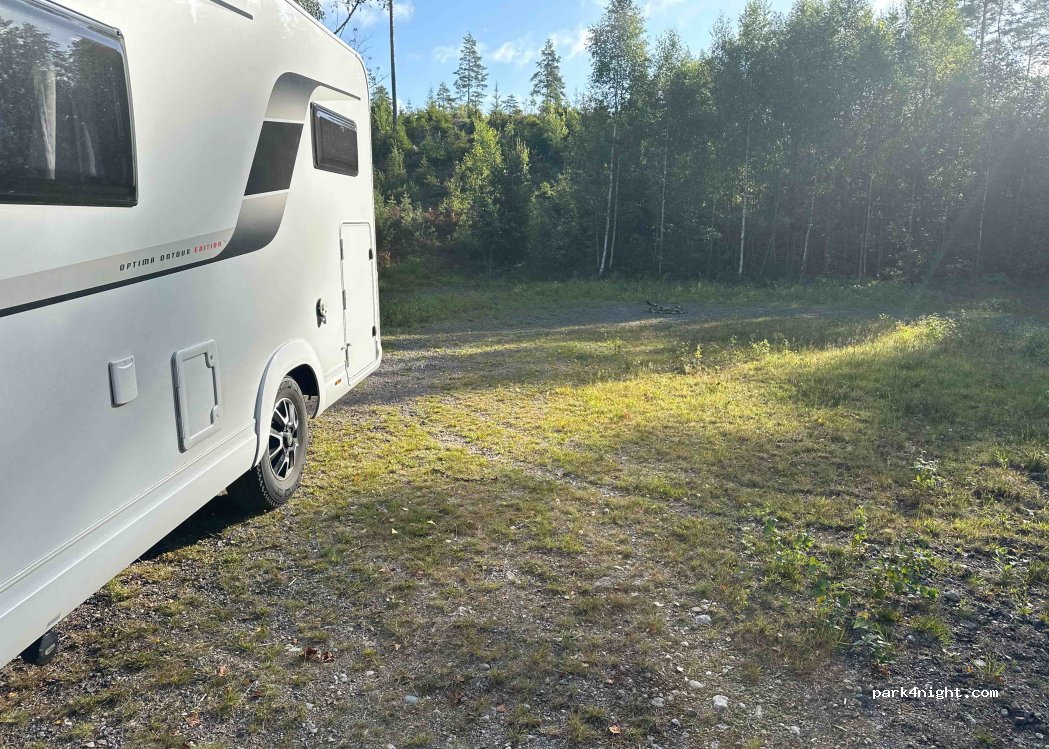 (696 91) Askersund - — foto