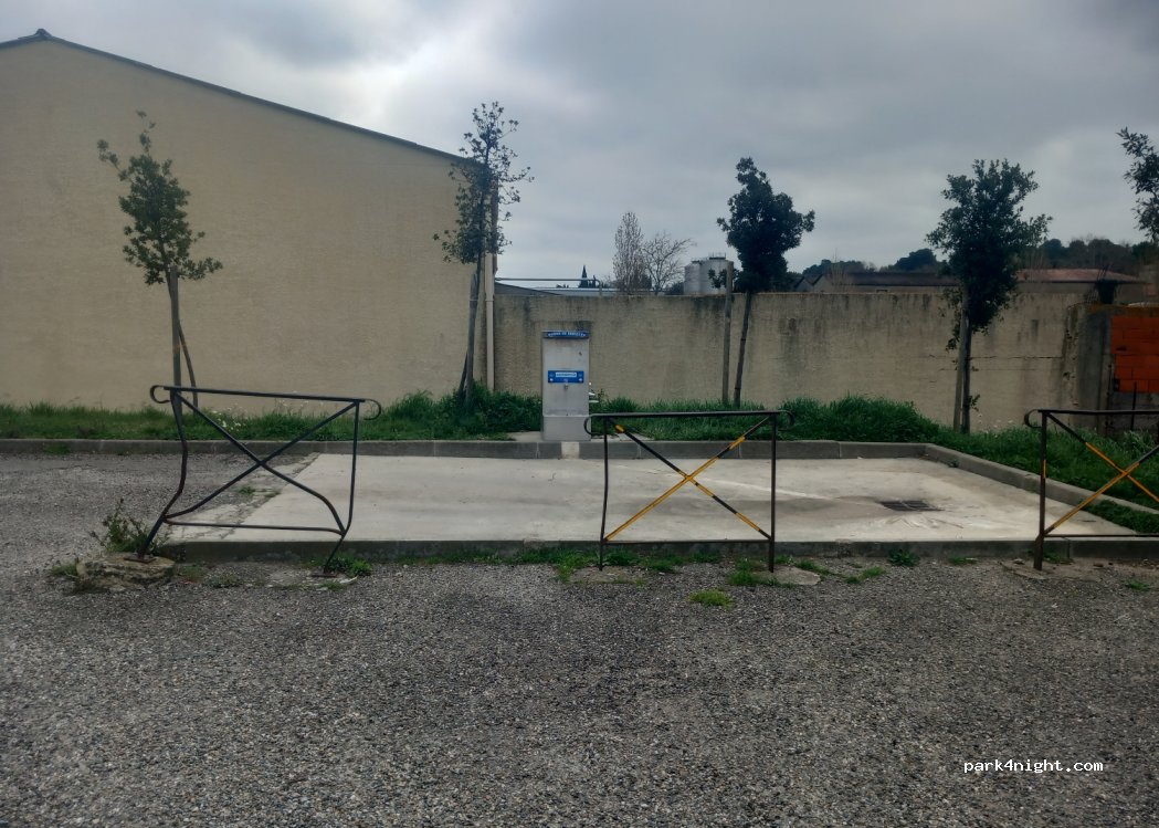 (11160) Villeneuve-Minervois - 29 Avenue du Jeu de Mail — foto 3