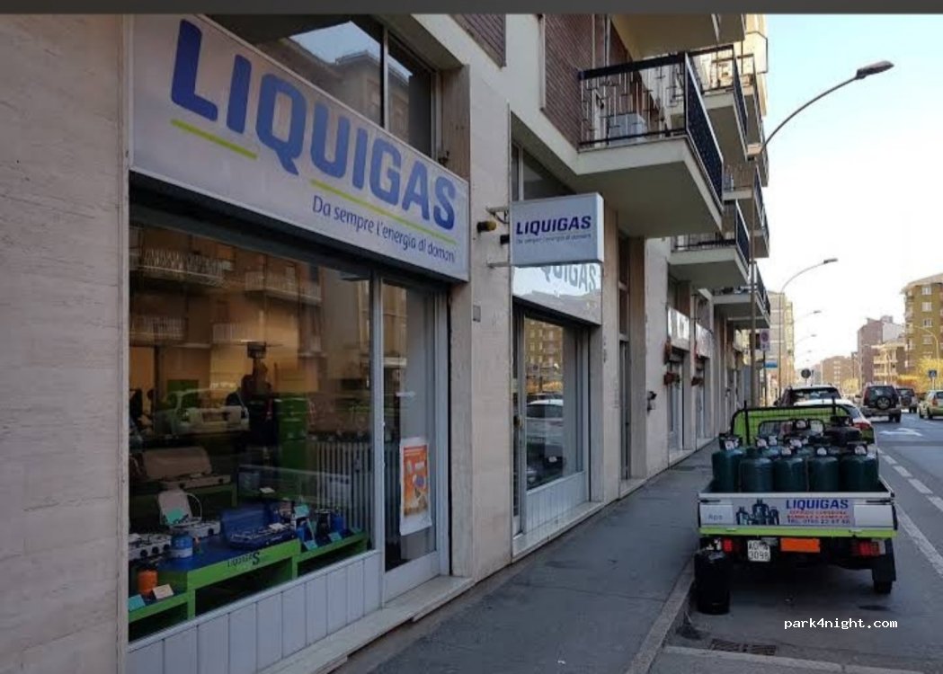 (11100) Aosta - 168 Via Chambéry — foto