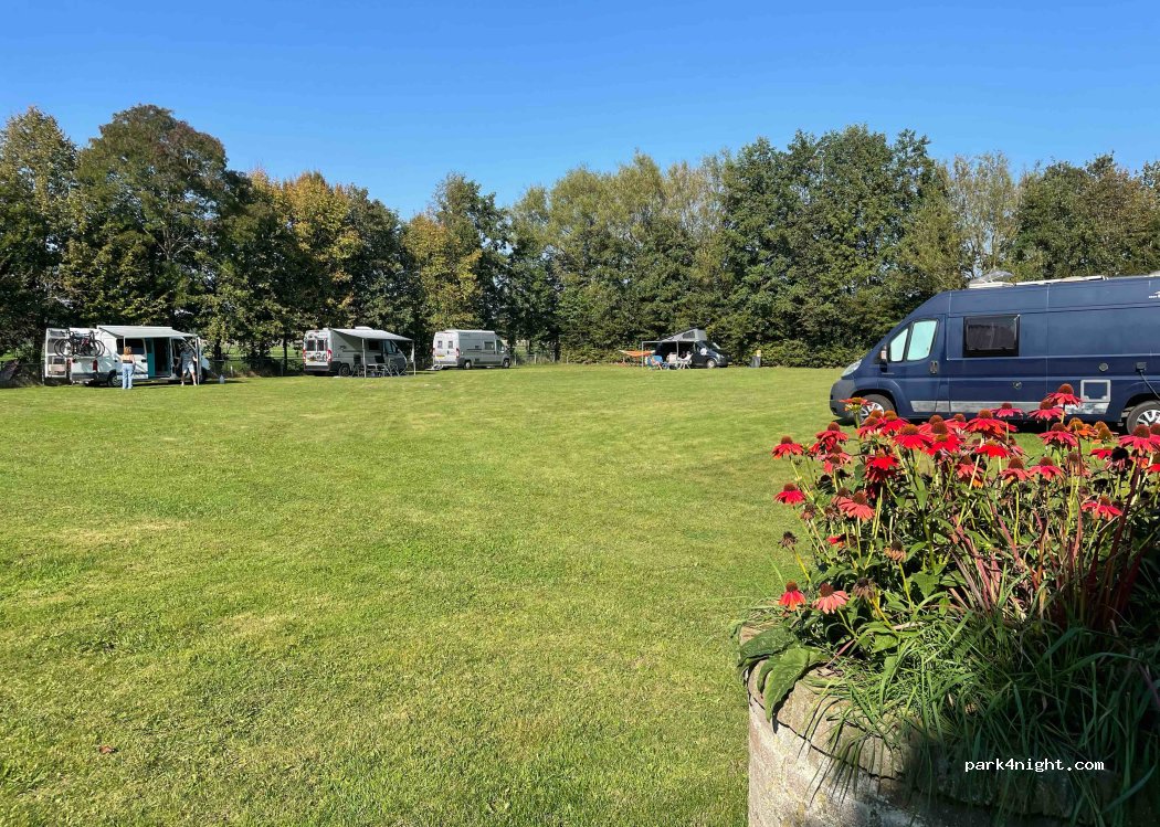 Camping / camperplaats Niks Hoeve — foto 4