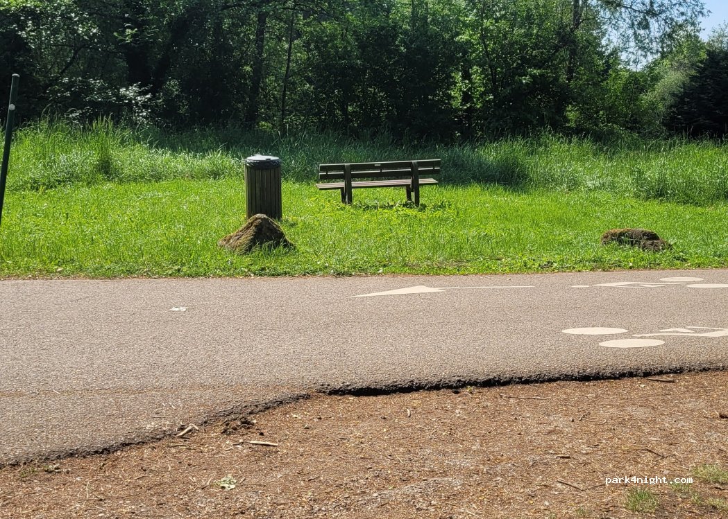 (57680) Corny-sur-Moselle - Véloroute Charles le Téméraire — foto 2
