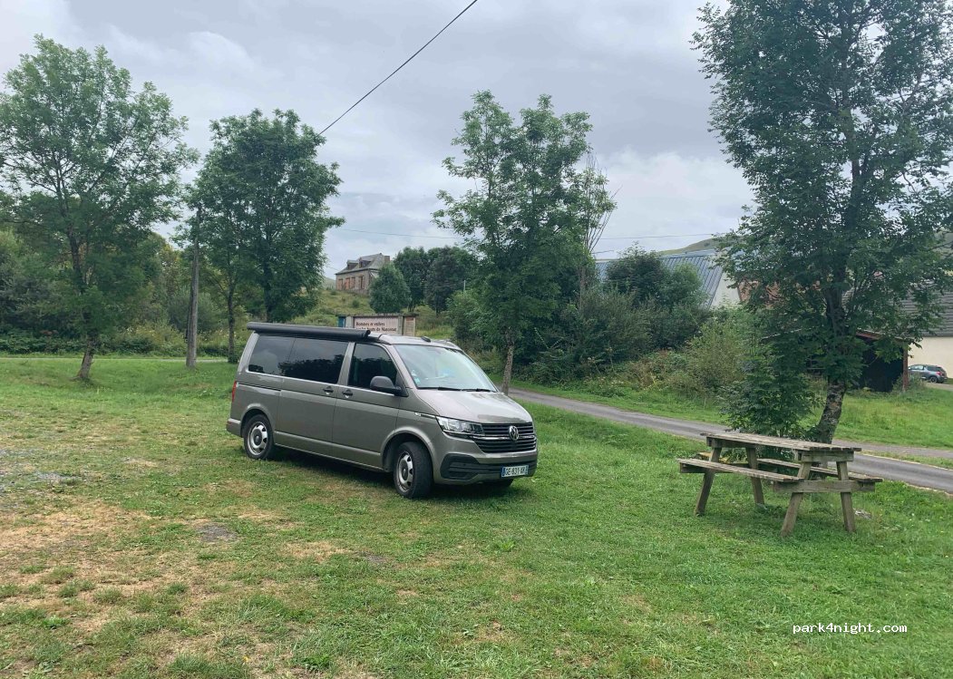 (15190) Marcenat - 2 Le Saillant — foto