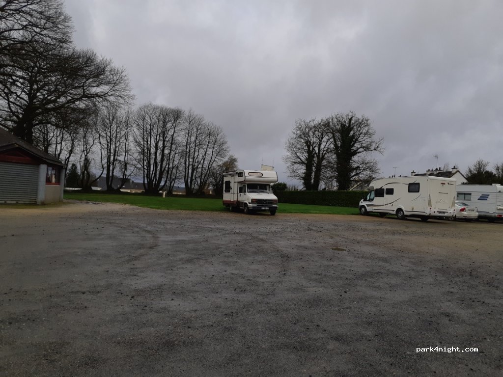 (22150) Plœuc-sur-Lié - 13 Rue du Stade — foto