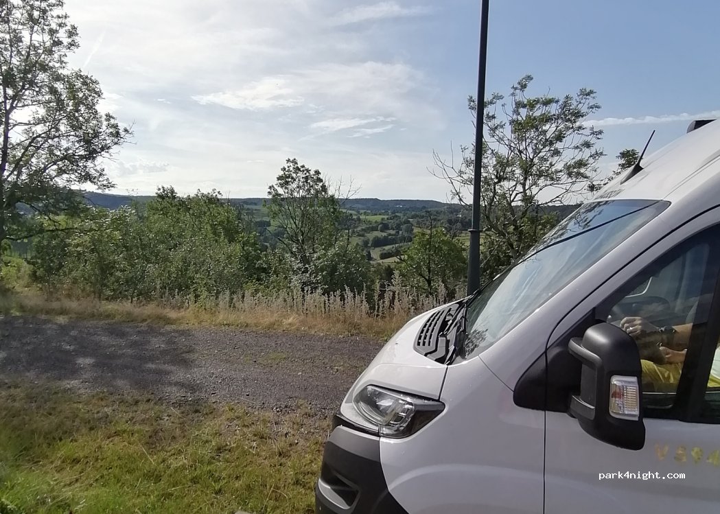 (63680) La Tour-d'Auvergne - Chemin de la Pereyre — foto