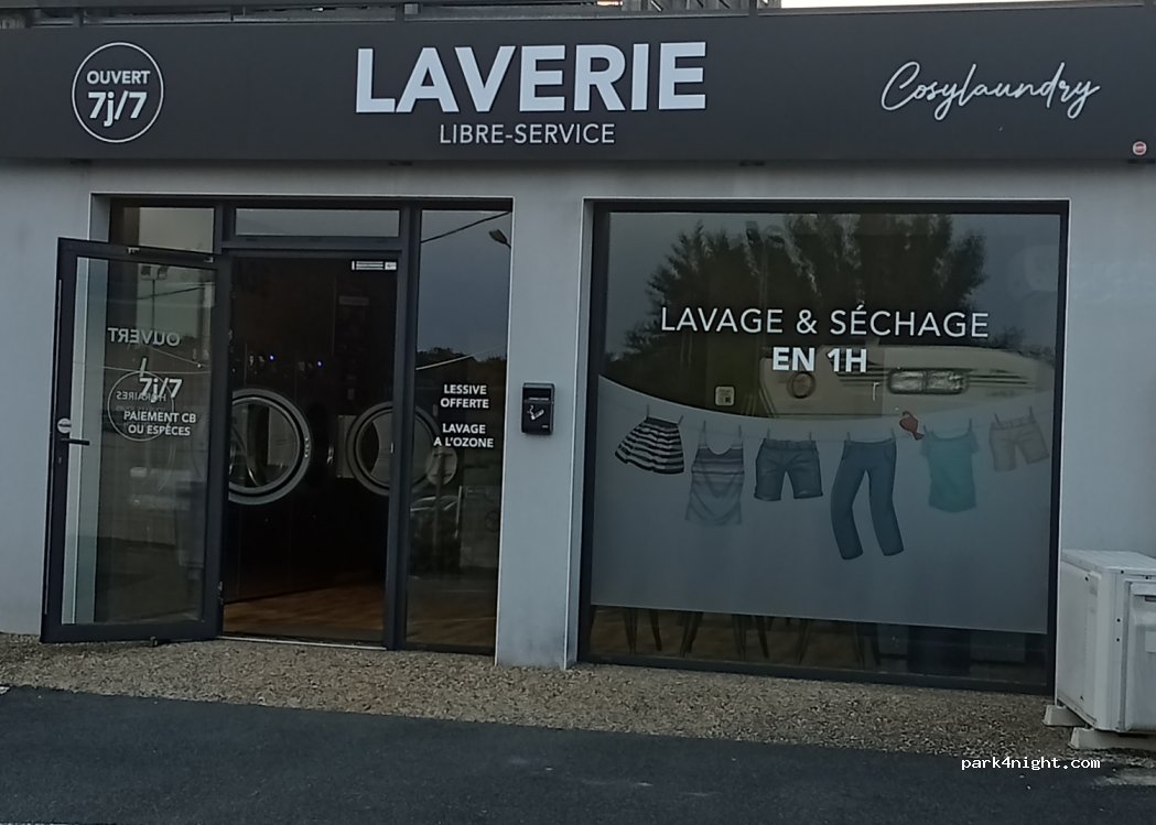 (40230) Saint-Vincent-de-Tyrosse - 100 Route de Bayonne — foto
