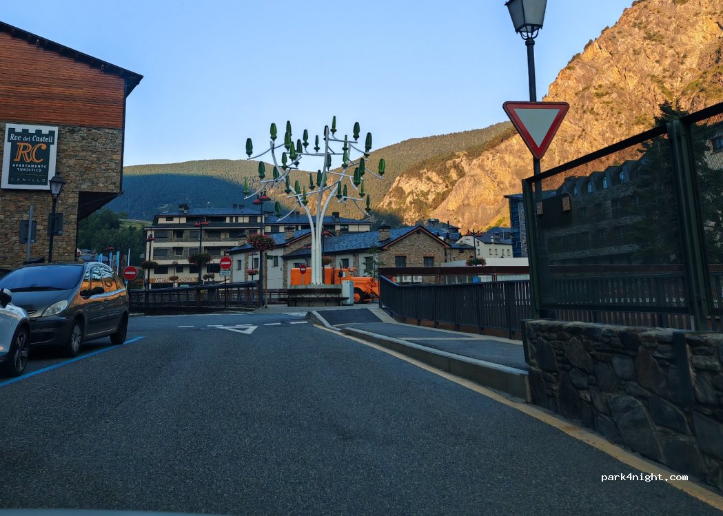 (AD100) Canillo - 3 Urbanització els Refugis — foto