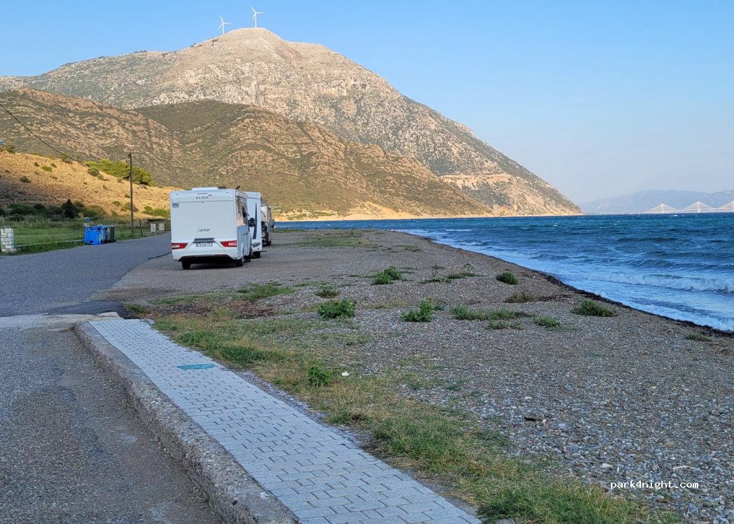 (300 14) Kato Vasiliki - Unnamed Road — foto 2