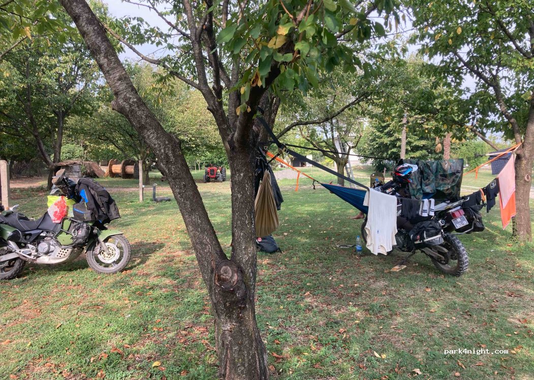 Xhani`s Camping — foto