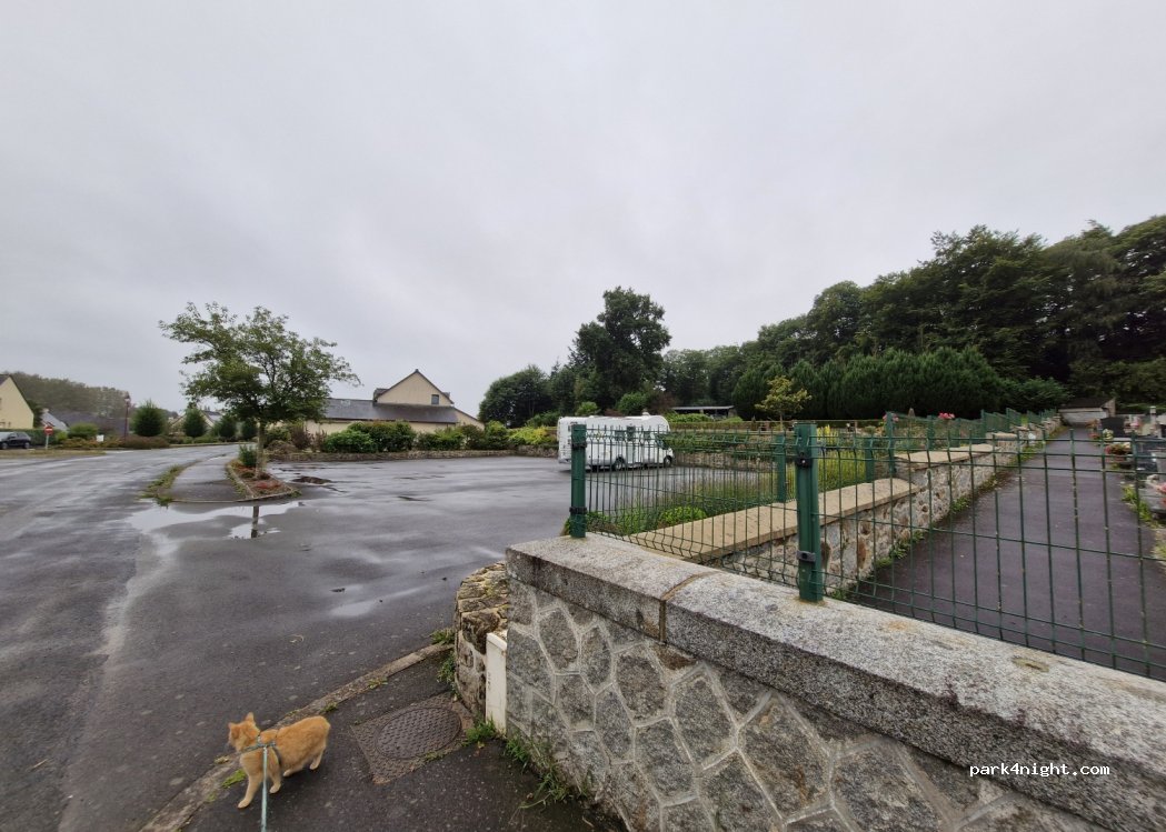 (35460) Saint-Marc-le-Blanc - 31 Rue du Stade — foto
