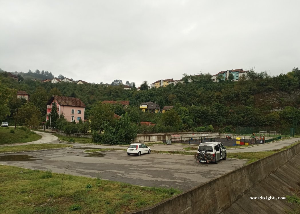 (Q7JW+P6C) Višegrad - Unnamed Road — foto