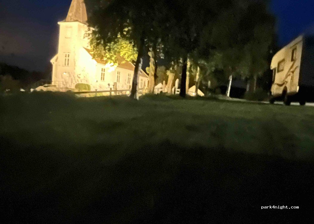 (1747) Skjeberg - 51 Suterødveien — foto 3