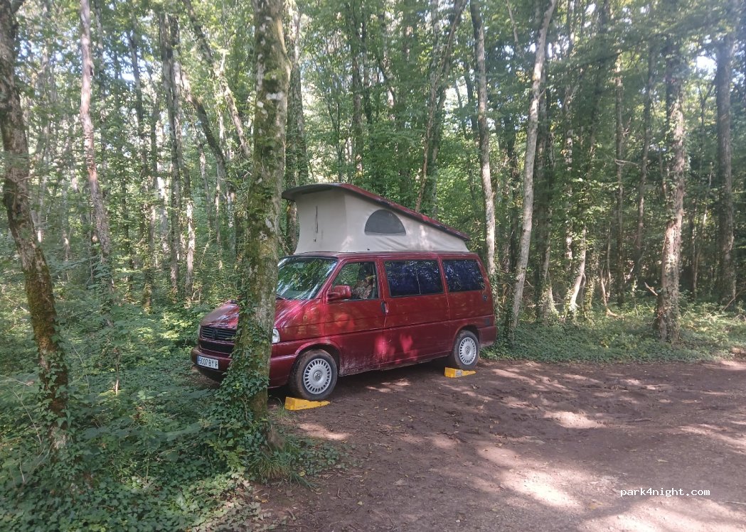 (52800) Vitry-lès-Nogent - 10 Rue de la Croix — foto