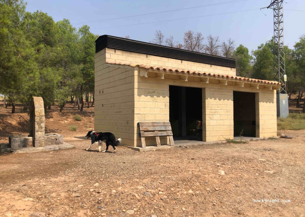 (50100) Zaragoza - Parque de Cabañas — foto 2