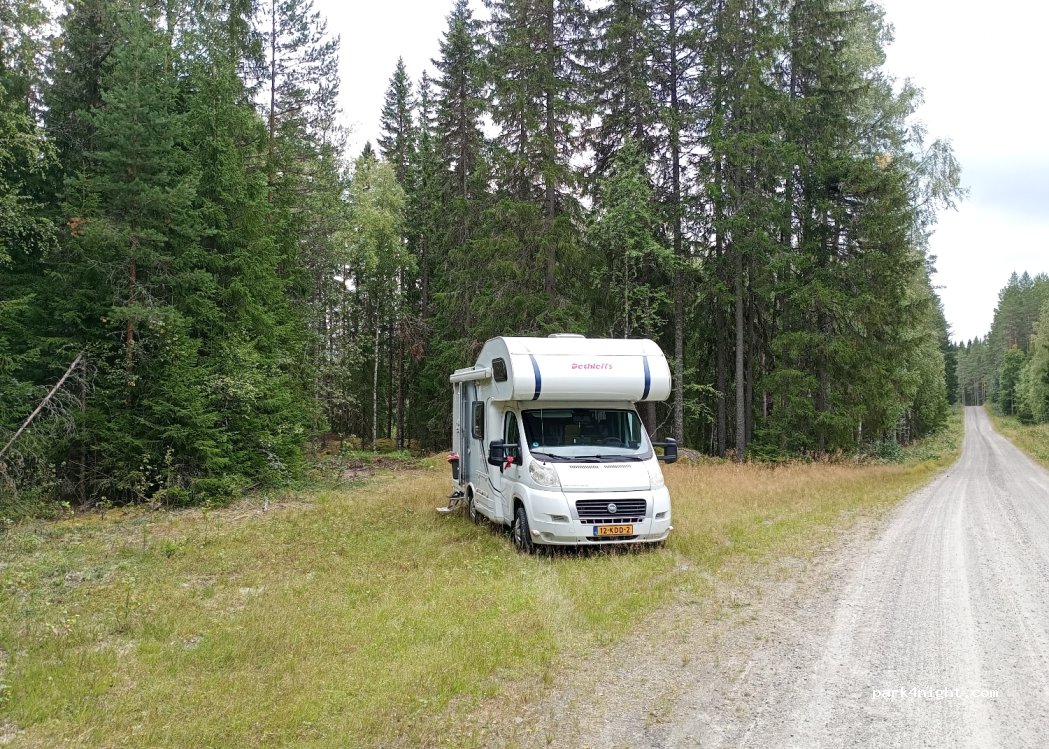 (680 51) Stöllet - — foto 2