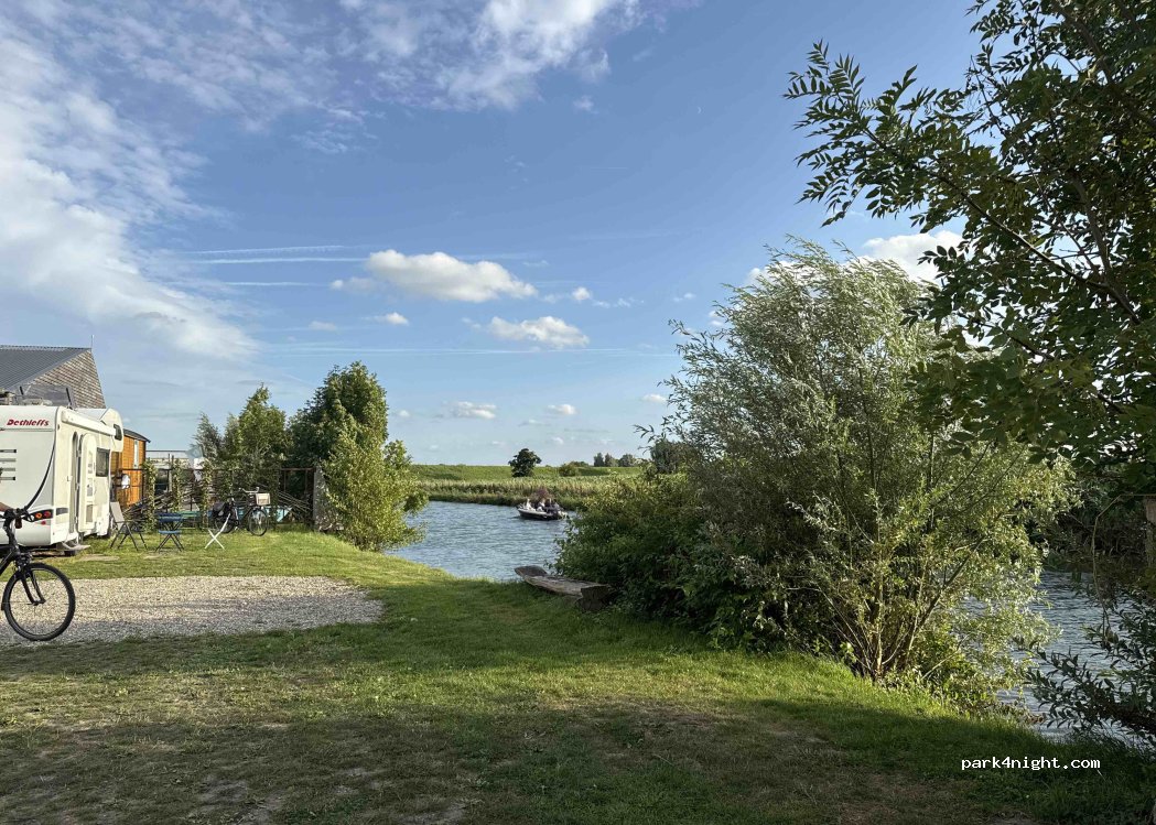 Camperplaats Jachthaven Marnemoende — foto 4