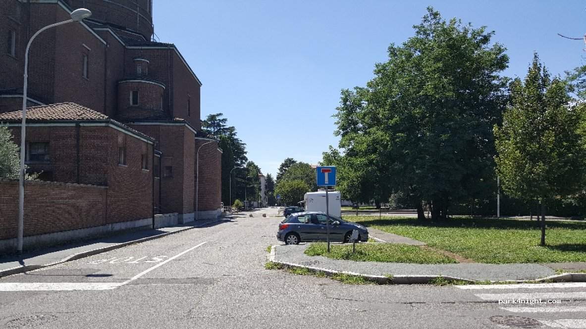 (20025) Legnano - 38 Via Canova — foto