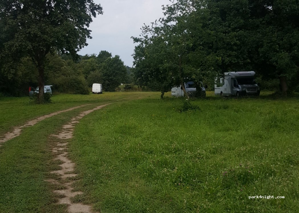 (35600) Bains-sur-Oust - L'Île aux Pies — foto 2