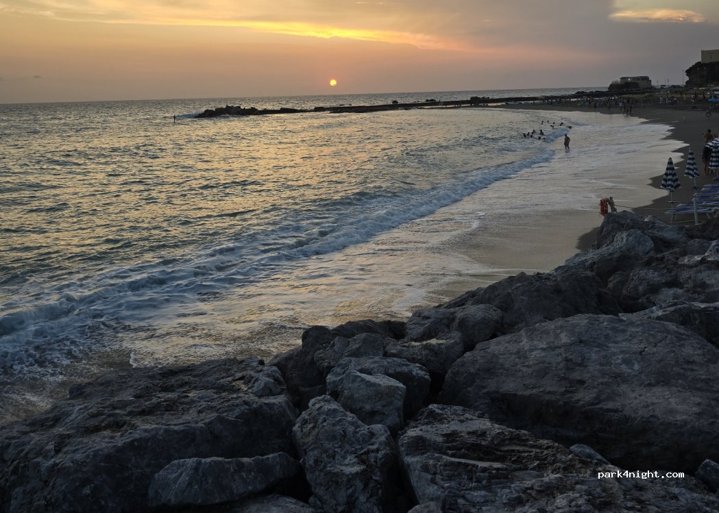 (87020) Cittadella del Capo - 14 Lungomare G. Matteotti — foto